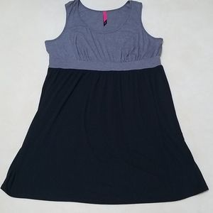 Grey and black sleeveless knit dress